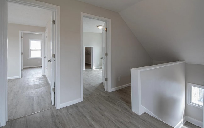 Building Photo - 18708 Arrowhead Ave