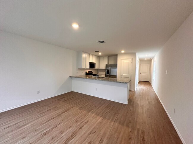 Building Photo - New 3 bedroom 2 1/2 bath home - Move in Deposit-Free! (If Qualified)