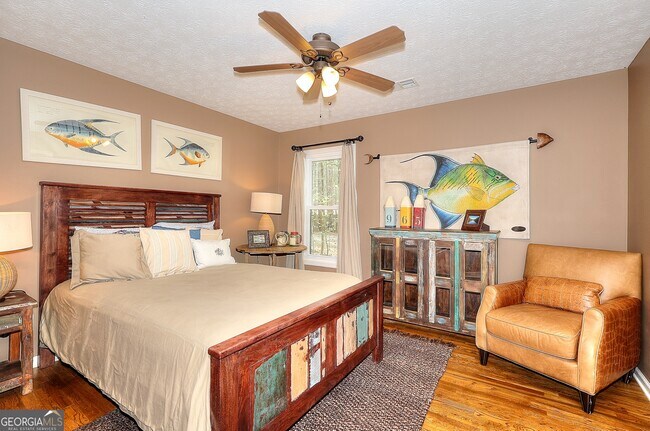 Building Photo - 377 E River Bend Dr