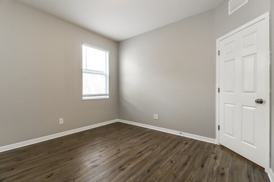 Building Photo - 13043 Terrace Springs Dr