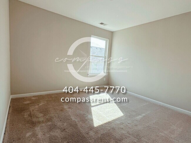 Building Photo - 212 Lyndon Wy NW