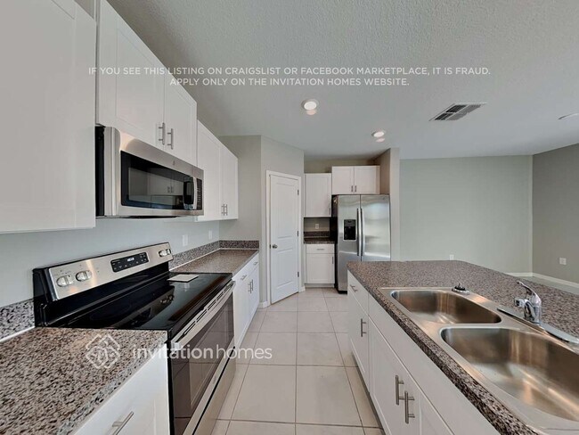 Building Photo - 7125 Amelia Cove Ct