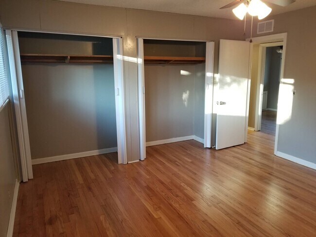 Primary Photo - 3810 E Pawnee Ct