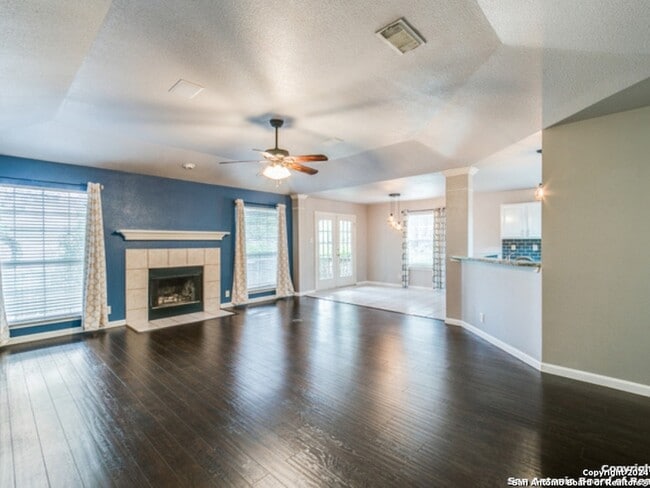 Building Photo - 5823 Rolling Forest Dr