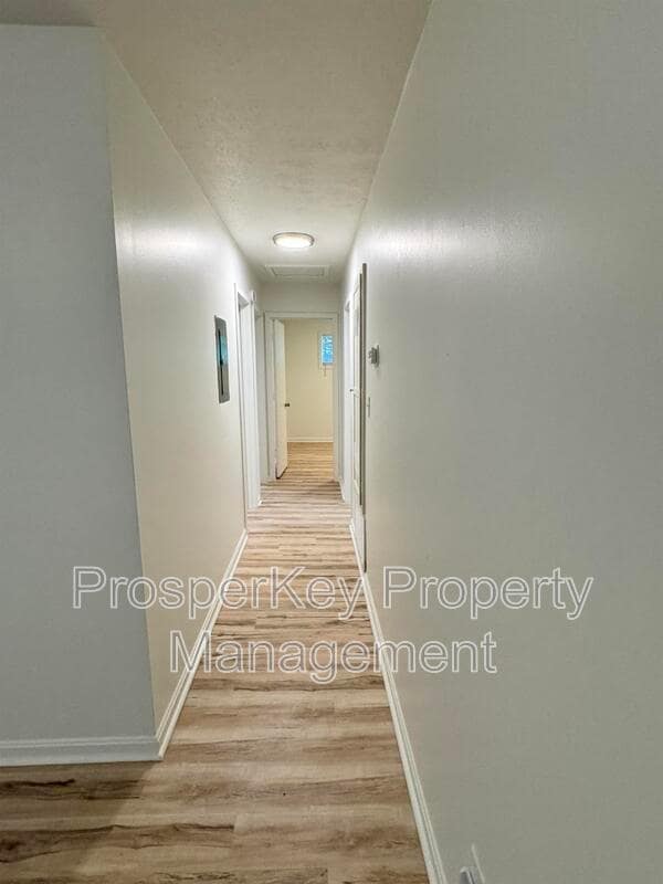 Building Photo - 5217 Dana Dr