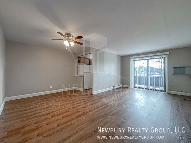 Building Photo - 1848 Chessland St