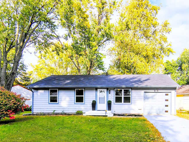 Primary Photo - 101 Vicksburg Ln