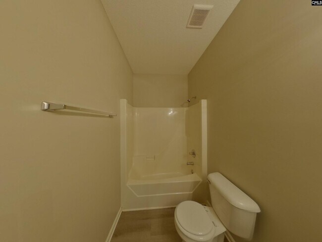 Building Photo - 207 Lockleven Dr