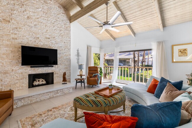 Building Photo - 46642 Arapahoe Cir