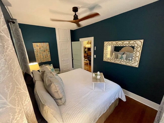 Building Photo - 2521 Avenue Q