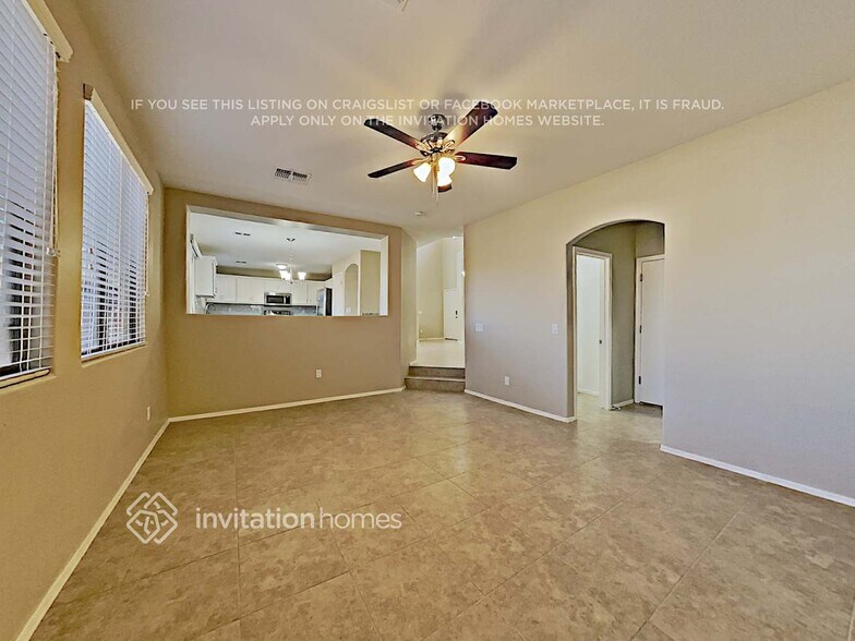 Building Photo - 16105 N 159th Dr