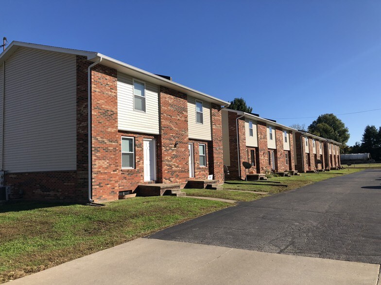 Evergreen 1609 Hill St Belpre OH 45714 Apartment Finder