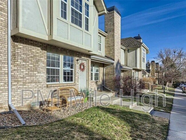 Building Photo - 3054 W 107th Pl