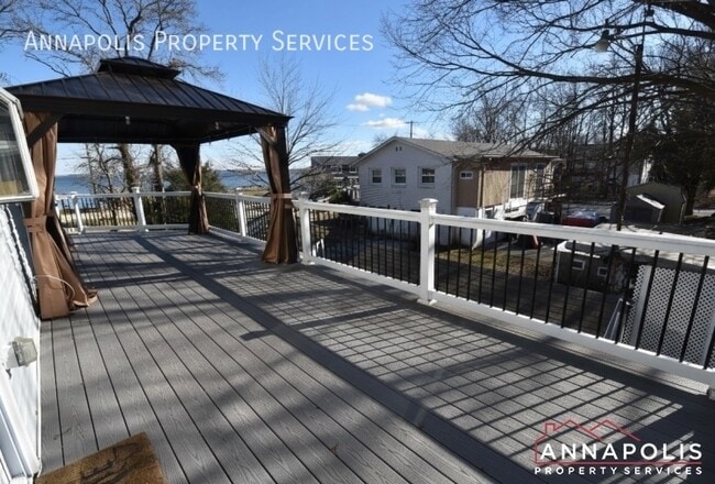 Building Photo - 1363 Washington Dr