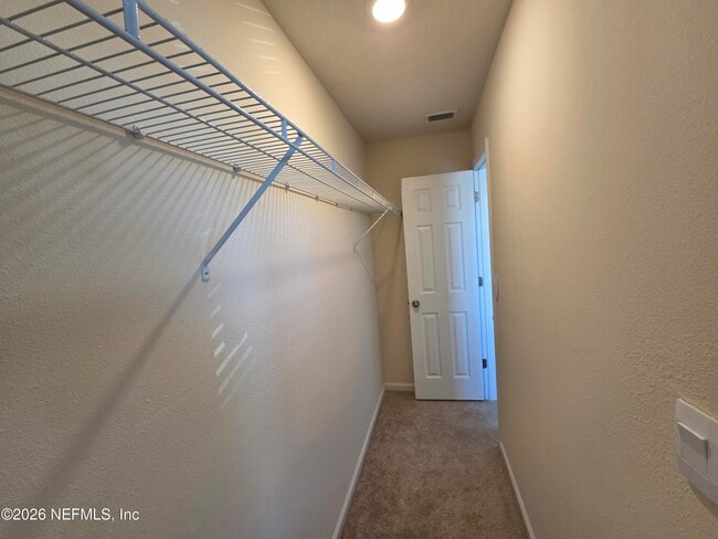 Building Photo - 98 Red House Cir