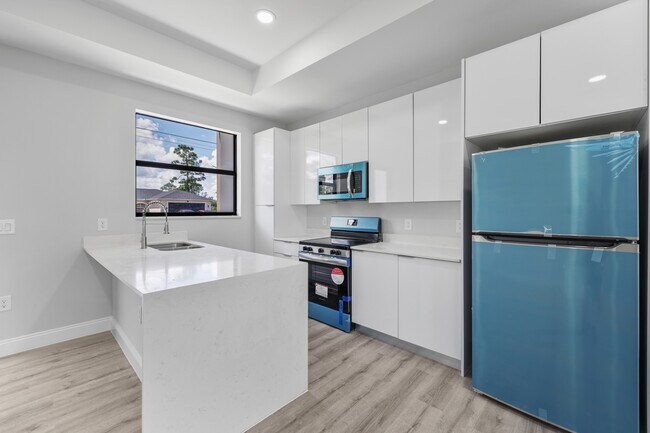 Building Photo - 1056 Fayette Ave