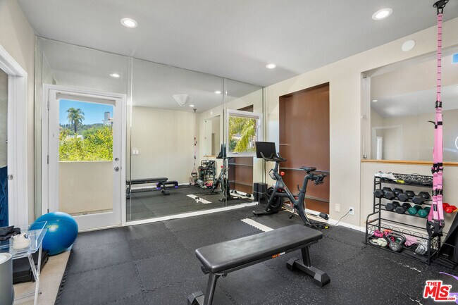 Building Photo - 24907 Marbella Ct