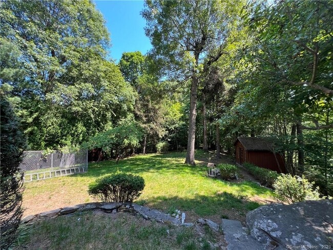Building Photo - 23 Apple Tree Ln