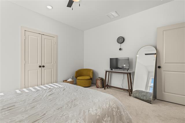 Building Photo - 15627 Rue Dr