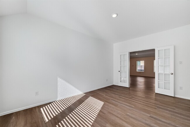 Building Photo - 19168 Pinewood Grove Trl