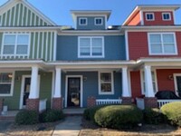 Building Photo - 2 Bedroom, 2.5 Bath Available in Hampton F...