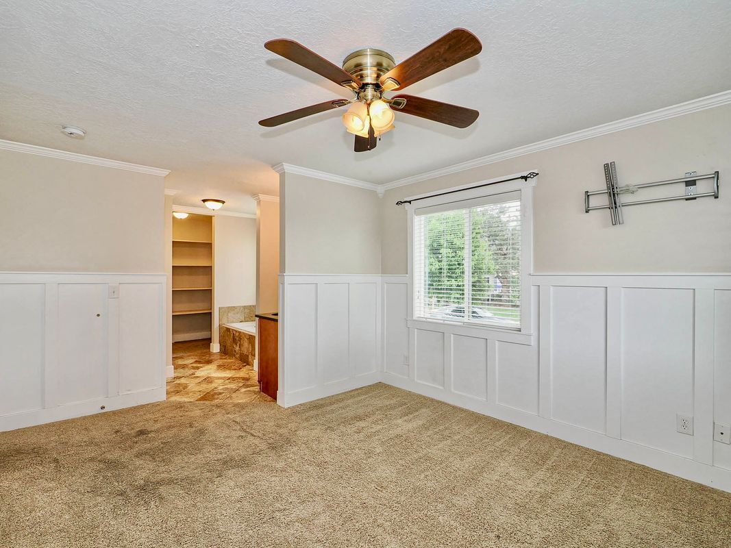 Building Photo - 2850 S 2750 E