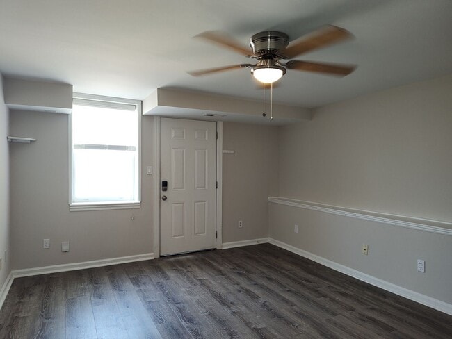 Building Photo - Recently renovated 2-bedroom Duplex in LoSo!