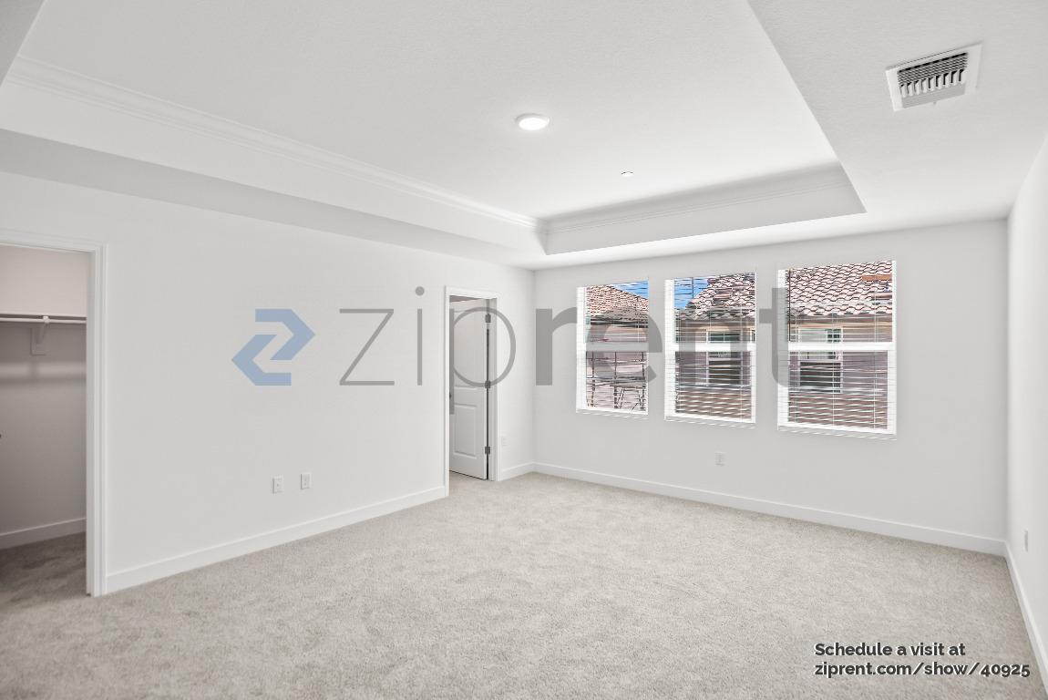 Building Photo - 336 Monastery Dr