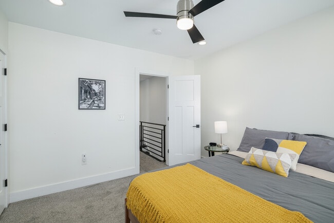 Building Photo - 2223 Taggert St