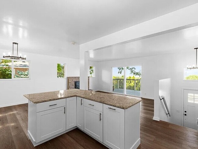 Building Photo - Renovated 4-Bedroom, 3-Bathroom Home in Millcreek