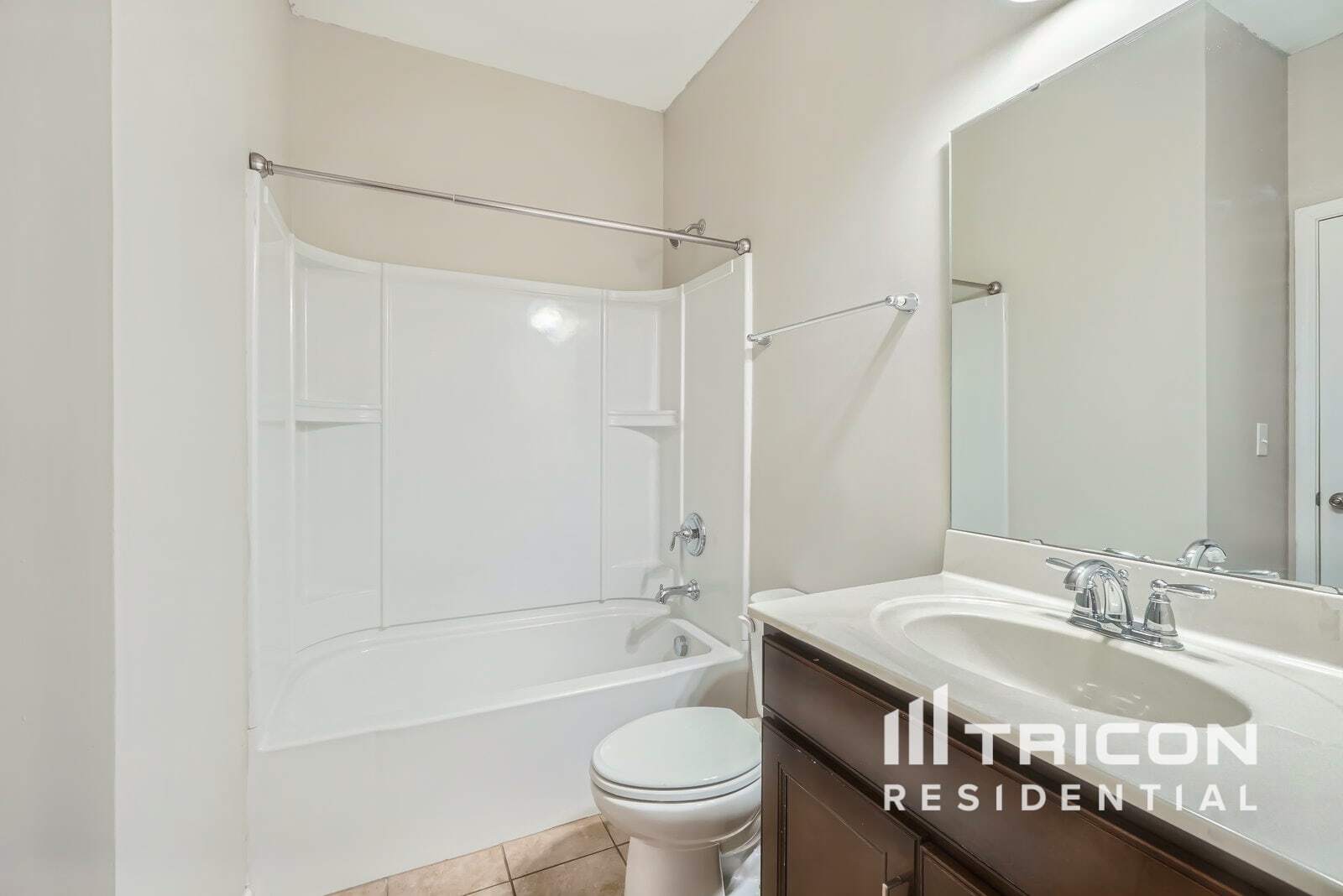 Building Photo - 3019 Burgess Dr