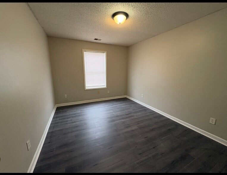 Building Photo - 3 plover ct