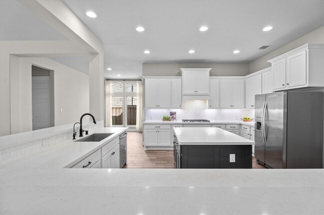 Building Photo - 28348 Sterling Oak Dr