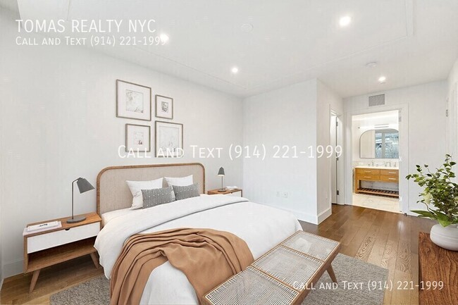 Building Photo - 372 9th St