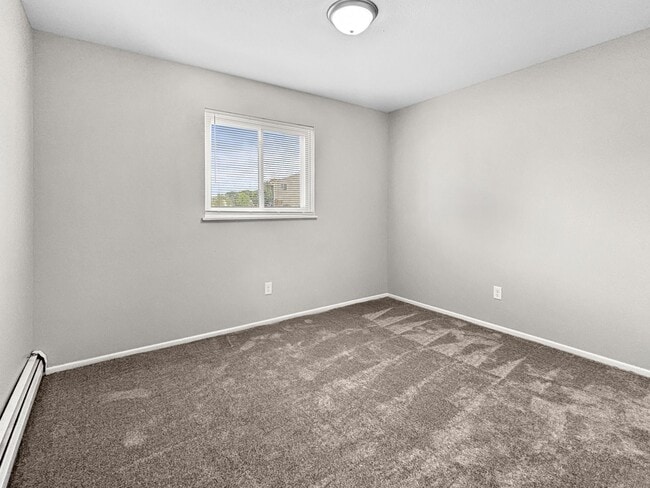 Building Photo - 1018 Abbey Ct