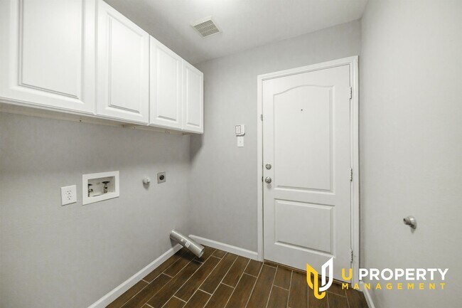 Building Photo - One-story 3B2B in Stonebridge Ranch