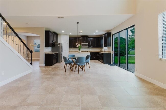 Building Photo - 1389 Heritage Landings Dr