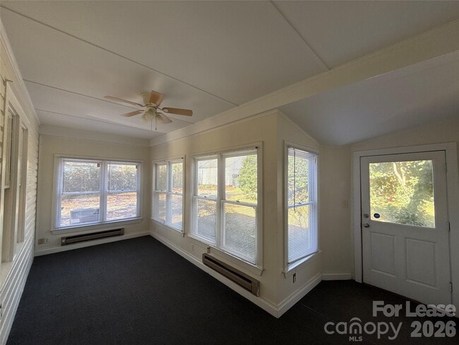 Building Photo - 1133 Princeton Ave