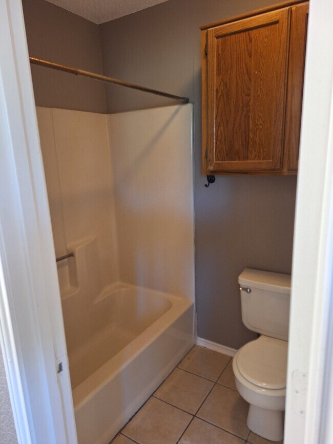 Building Photo - 4525 Compass Ct