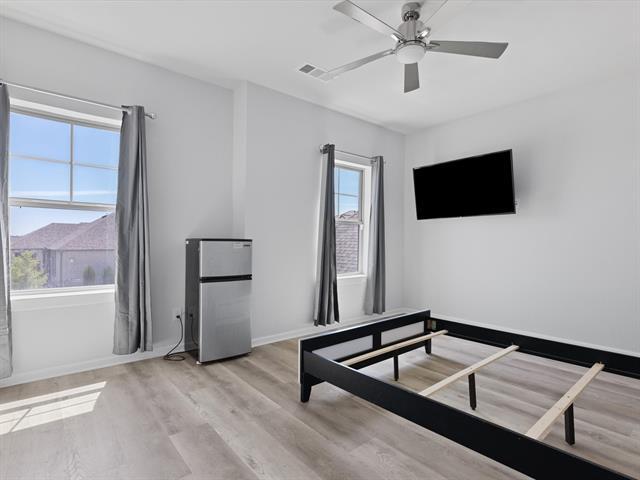 Building Photo - 2156 Domingo Dr