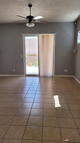 Building Photo - 2224 Mayapan Rd SE