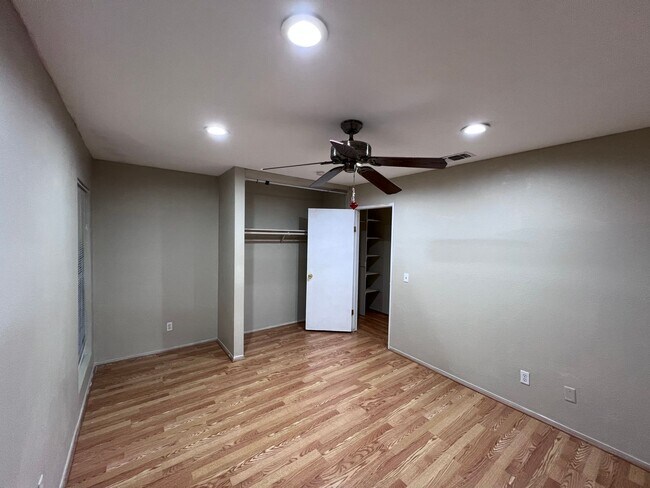 Building Photo - Charming 2 Bedroom Condo in Temecula, Ca.