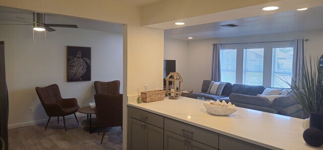 Building Photo - $6,000 Per Month FULLY FURNISHED - SATELLITE BEACH FL- MINUTES TO BEACH