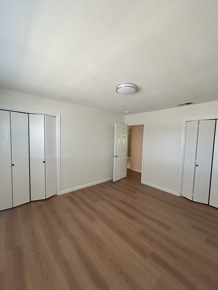 Building Photo - 1312 Shaddick Dr