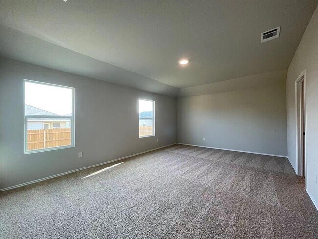 Building Photo - 15200 Siberian Elm Ln