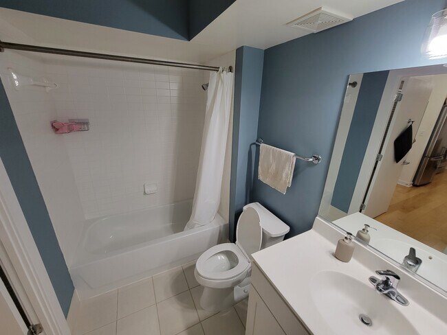 Building Photo - 1000 New Jersey Ave SE