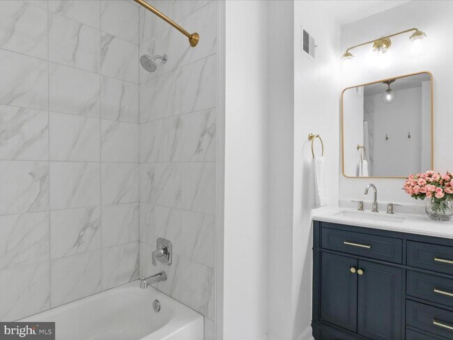 Building Photo - 3001 Federal Hill Dr