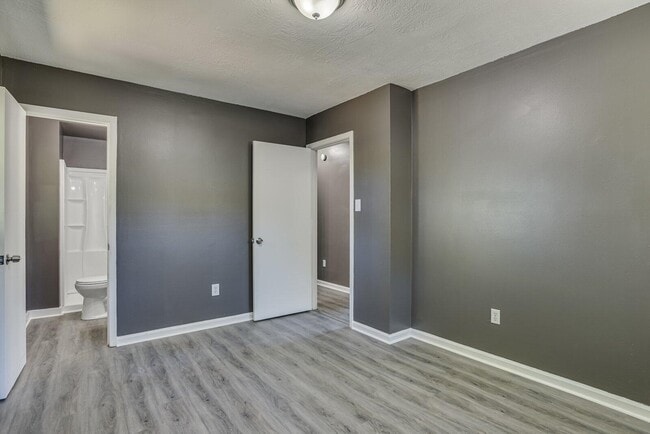 Building Photo - 3607 Massiot Dr