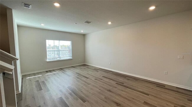 Building Photo - 428 HUCKLEBERRY Dr