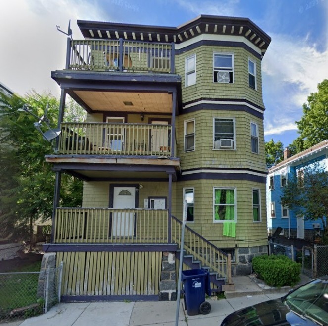 Building Photo - 49 Rosedale St